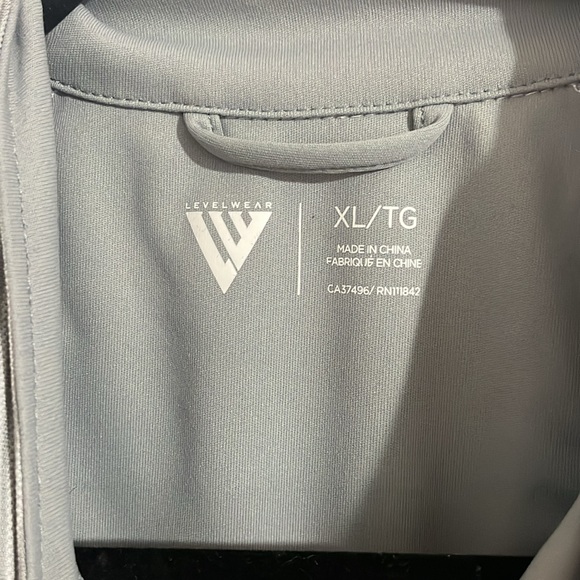 Philadelphia Louis Phillies Retro Quarter Zip - Picture 3 of 3